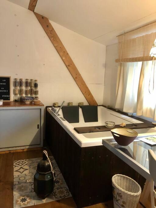 Cosy Cabane Boise Solaire, Balneo Bath Et Toilette Seche A La Ferme 米尼赞海滩 外观 照片